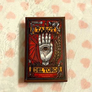 Tarot Cards Del Toro with a guidebook